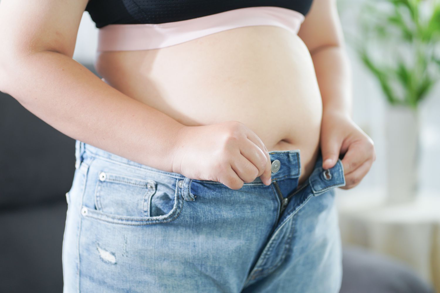 learn and know about what causes bloating